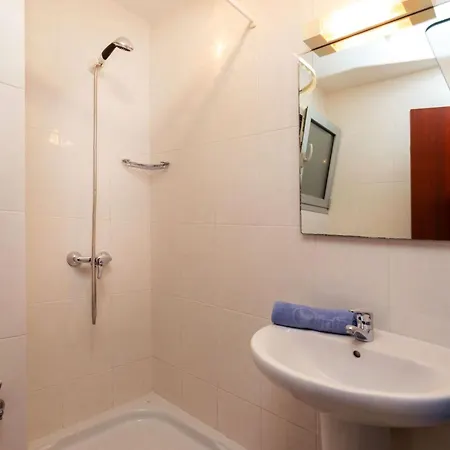 Apartment Maridor-6 By Interhome